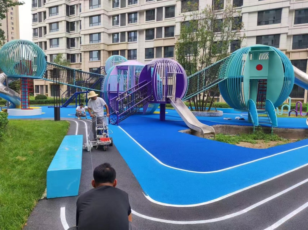 深圳龙珠花园儿童EPDM游乐场施工工程